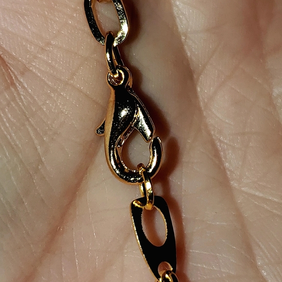 Glass ball pendant necklace & earrings set on gold chain with red sparkle stars. - Picture 7 of 8